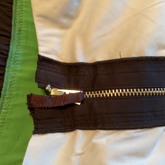 BCBG Max Azria peplum blouse in sheer cotton spandex blend. - Picture 6 of 7